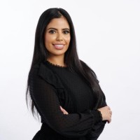 Dounia L.