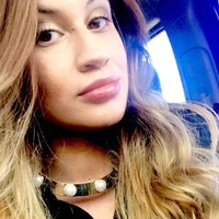 Mayra Flores