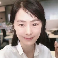 Xin Yi