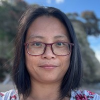 Su Ling Shih
