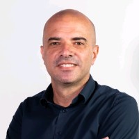 CEZAR LIMA