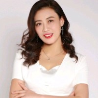 黄梅华