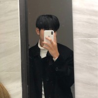 Vinh L.