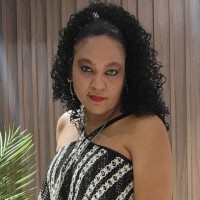 Loraine Phillips
