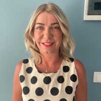 Jacqui Hunter