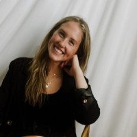 Ella Deporter
