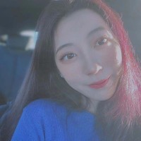 Yuetong(Diana） Hou