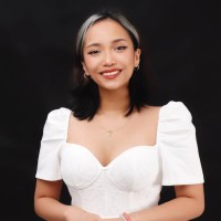 Mia Macalino