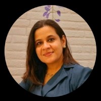 Dr Komal Bansal