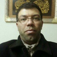 ‫علاء الرفاعي‬‎