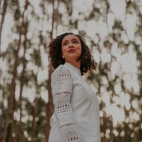 Evelyne Custódio