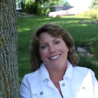 Kelly Molstad, Mba