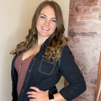 Holly Stoinski