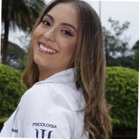 Alice Almeida Araújo