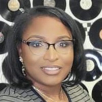 Kenyetta Holmes