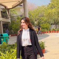 Adv Saloni Vashisth
