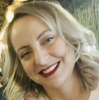 Cristiane Marabeli Correia