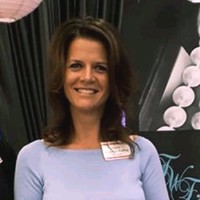 Danielle Van Den Doel
