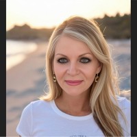 Dr. Lynn Wicker