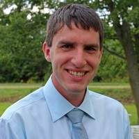 Graham Lewis