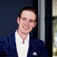 Max Van Den Burg
