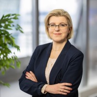 Laura Vaisnore