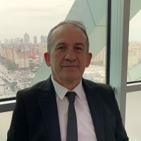 Adnan Sezer
