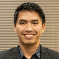 Henry Caparas