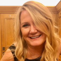 Linda Gwinnett-Saltzman