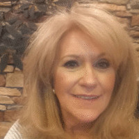 Jeanie East