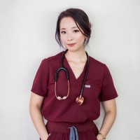 Rebecca Ng