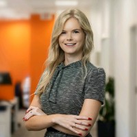 Michelle Goosen, Acca, Cams