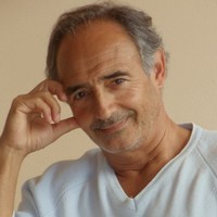 Luis Filipe Mello
