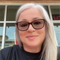 Vicki Grant