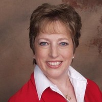 Mary Farrell, Broker-Associate, Gri