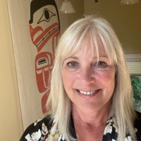 Anne Nickerson      (she/her)