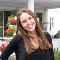 Nina Pessl