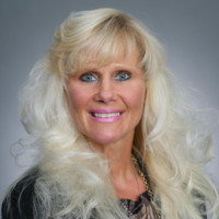 Lisa Gray