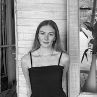 Amy Hampson