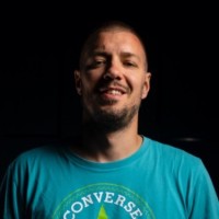 Nenad Gacesa