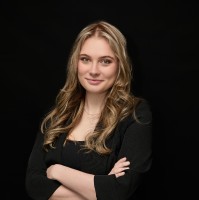 Anna Gravely