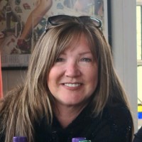 Lesley Mitchell-Robertson