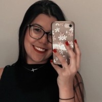 Isadora Cabral