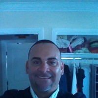 Max Valencia