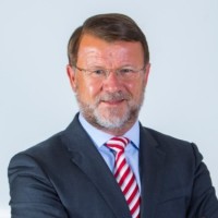 Bernd Hullerum