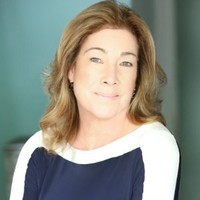 Suzanne Cruickshank Moncure