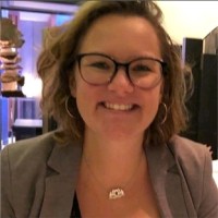 Julie VAN DER VOORT