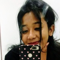 Simona D'Souza