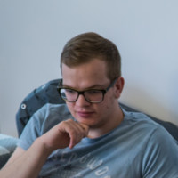 Dmitriy Larionov