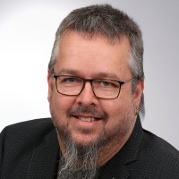 Simon Bauer